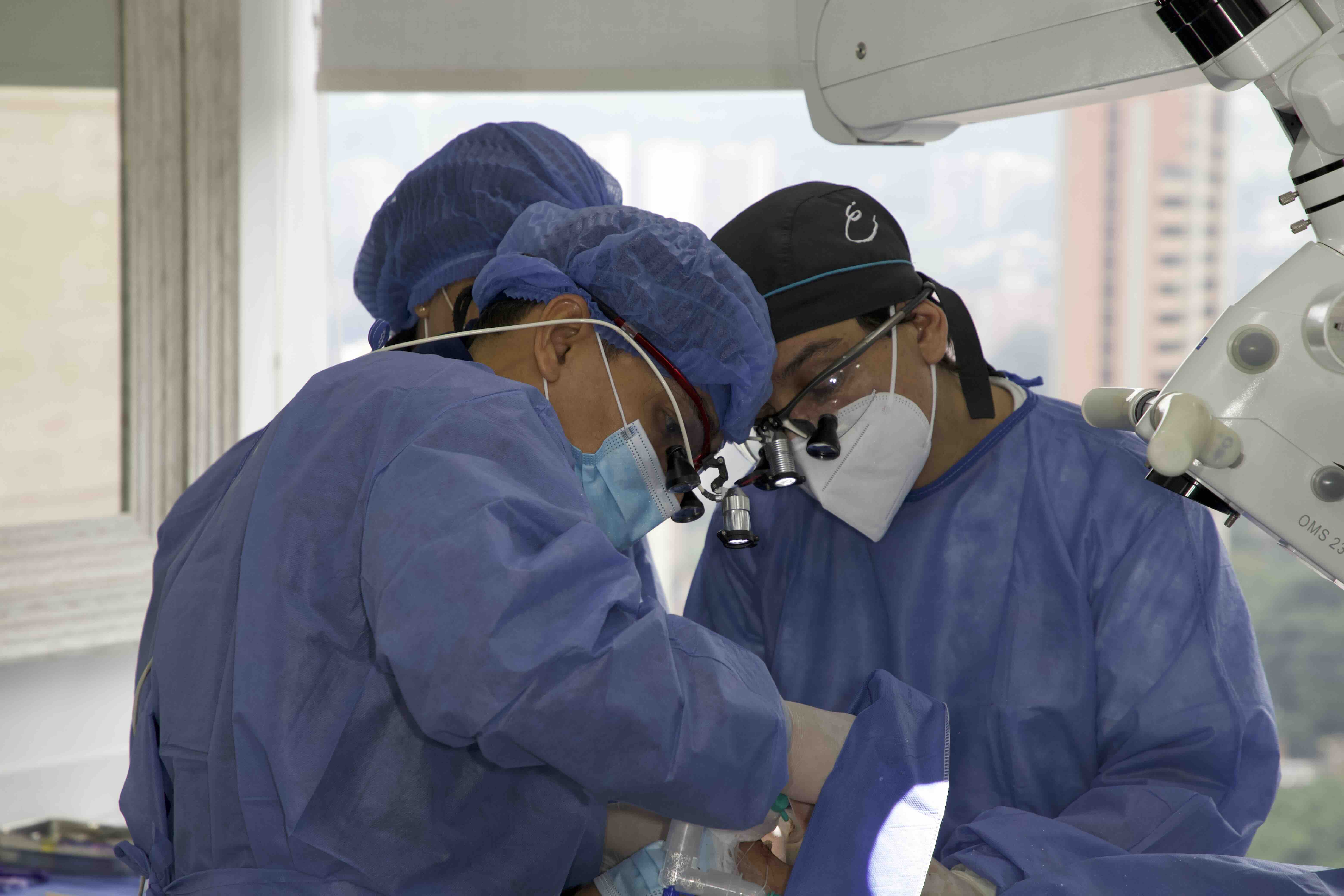 Dr. Alfonso performing surgery